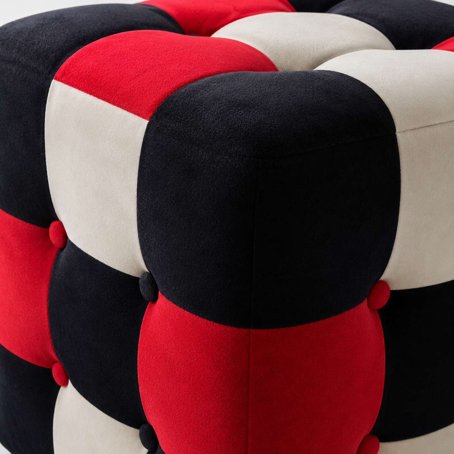 Kırmızı-Siyah  Patchwork Puf